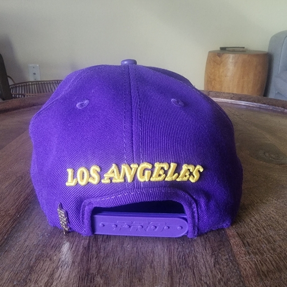 Pro Standard Purple NBA Los Angeles Lakers Wordmark/Logo Snapback Hat Cap - Picture 5 of 14